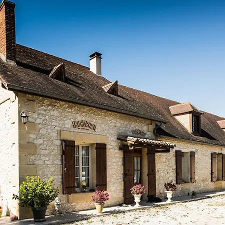 Prázdninový dům Grand Du Chateau Lamouthe *